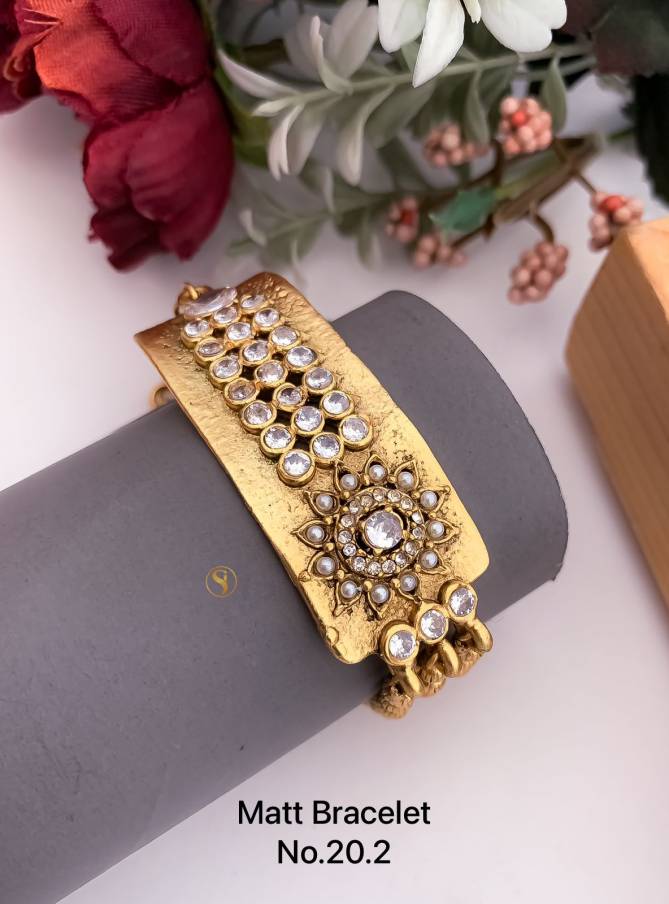Matte Pearl Fancy Designer Bracelets 2 Wholesale Manufacturers
